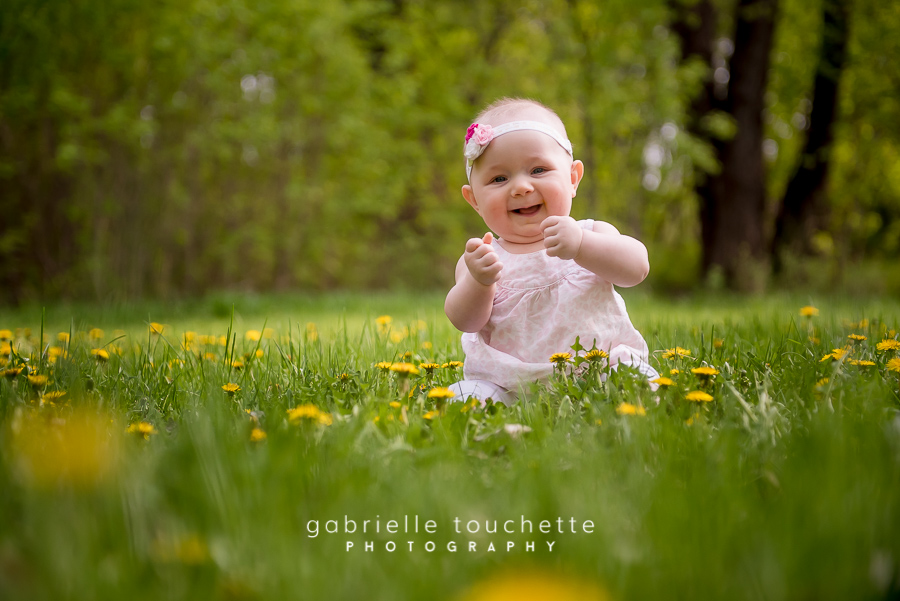 6 month old baby photos – Winnipeg Family Photography