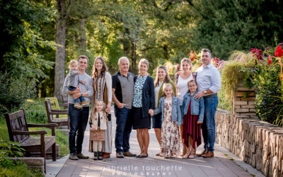 Fall Family Photos at the English Garden in Winnipeg