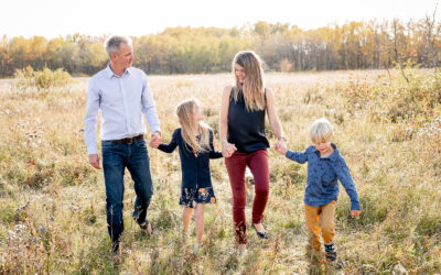 Fall Family Photos: What to Know Before Booking a Photographer