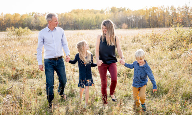 Fall Family Photos: What to Know Before Booking a Photographer