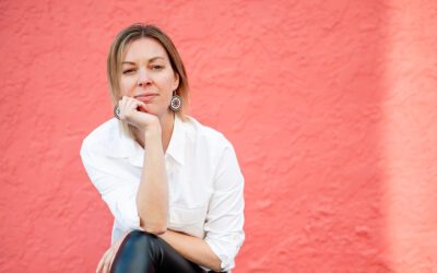 Outdoor Headshots on Provencher Boulevard