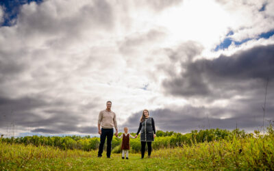 S Family Photos at Assiniboine Forest